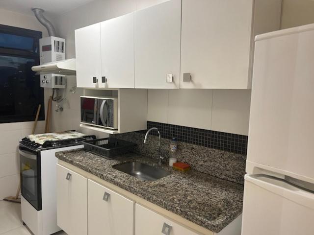 Lindo Apto No Barrabela, Todo Equipado, Com Arcondicionados Split Novos No Quarto E Na Sala, Limpissimo, Cheiroso, Novinho, Condominio Em Frente A Praia, Com Piscina Aquecida, Sauna, Quadra, Academia, Lavanderia, Salao De Beleza, Restaurantes, Mercad Ρίο ντε Τζανέιρο Εξωτερικό φωτογραφία
